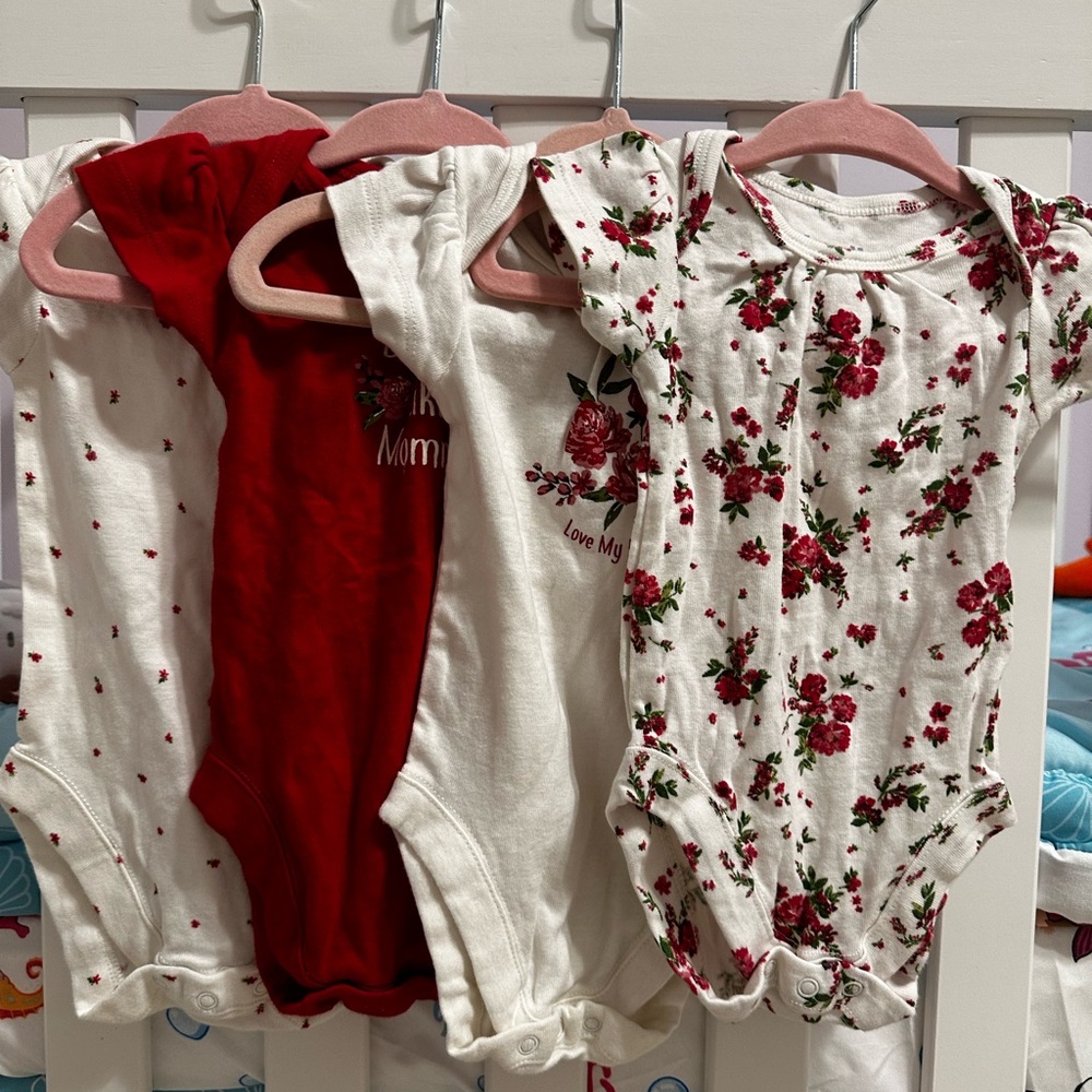 0-3 months girl onesie bundle